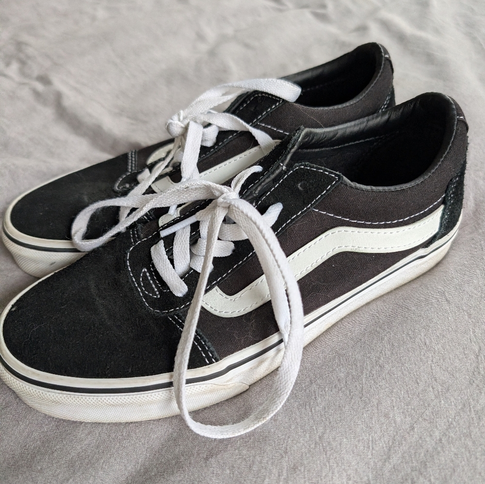 Vans Women's Black and White Sneakers